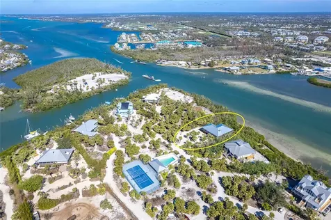 5 Pointe Way Placida FL 33946