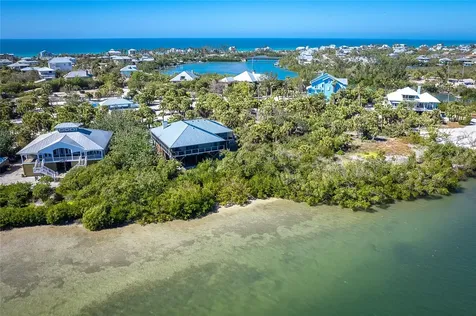 5 Pointe Way Placida FL 33946