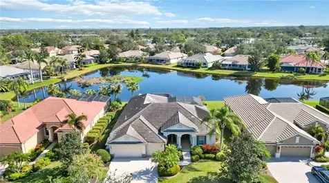 4921 Woodhurst Drive Sarasota FL 34243