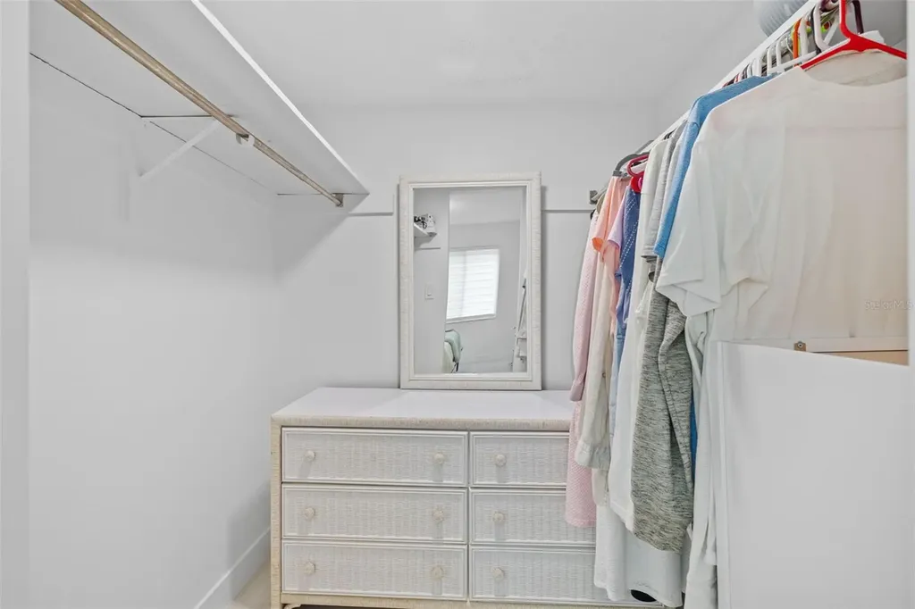 4126 Heron Way Bradenton FL 34205