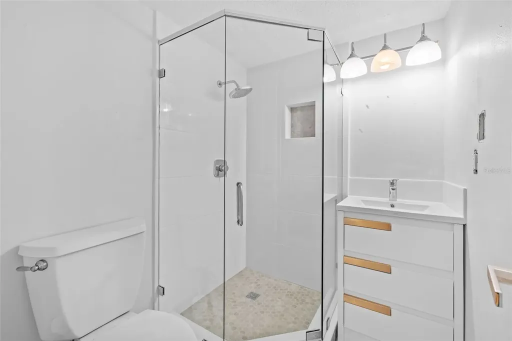4126 Heron Way Bradenton FL 34205