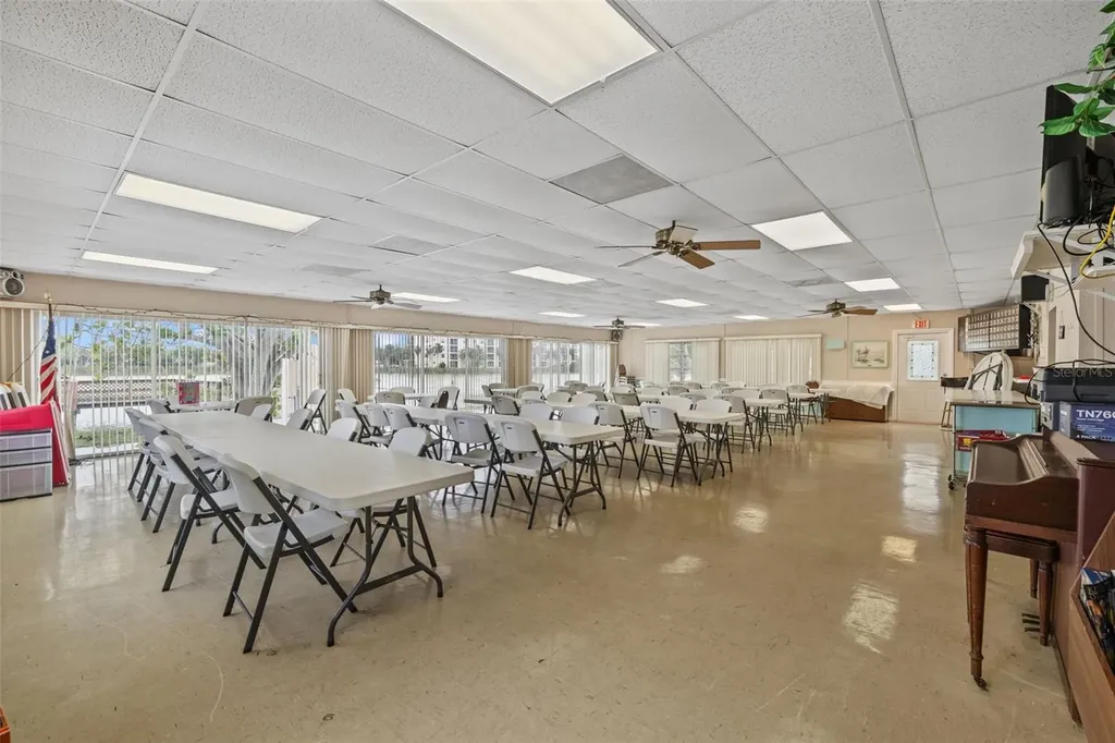 4126 Heron Way Bradenton FL 34205