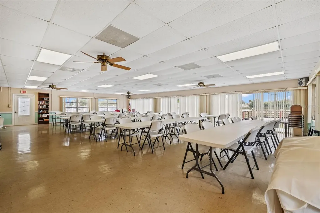 4126 Heron Way Bradenton FL 34205