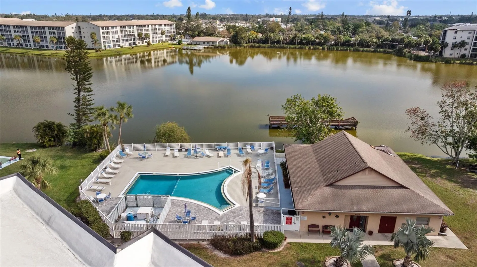 4126 Heron Way Bradenton FL 34205