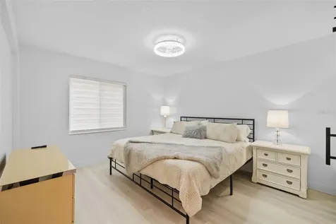 4126 Heron Way Bradenton FL 34205