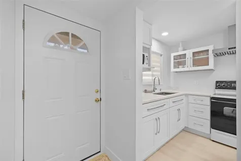 4126 Heron Way Bradenton FL 34205