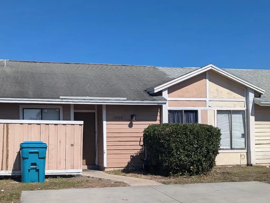 4709 Almond Willow Drive Orlando FL 32808