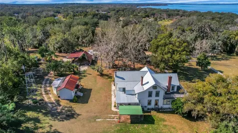 9210 County Road 48 Yalaha FL 34797