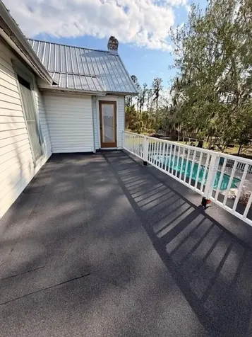9210 County Road 48 Yalaha FL 34797