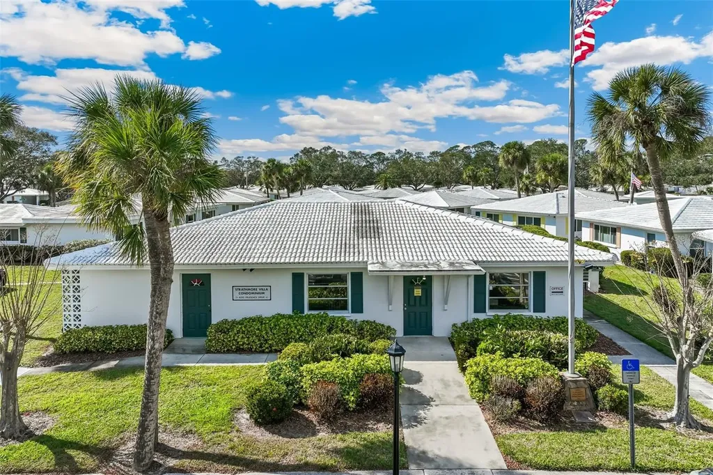 1873 University Place Sarasota FL 34235