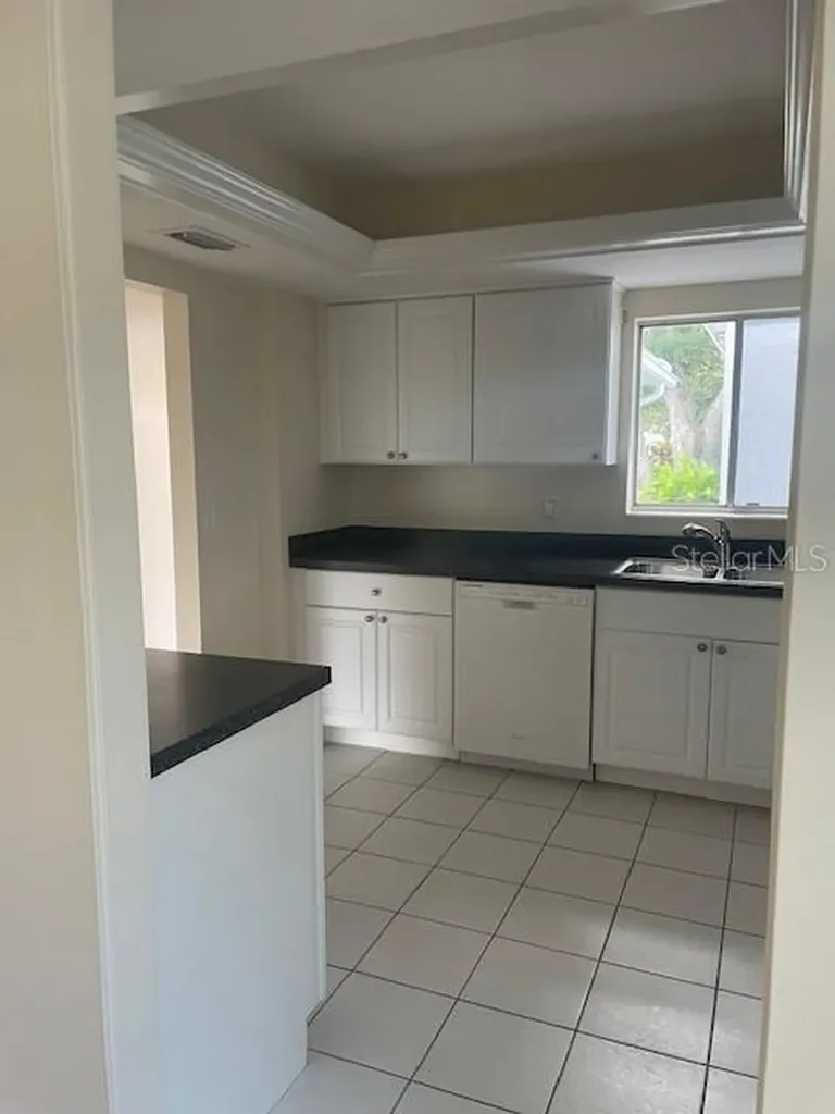 1873 University Place Sarasota FL 34235