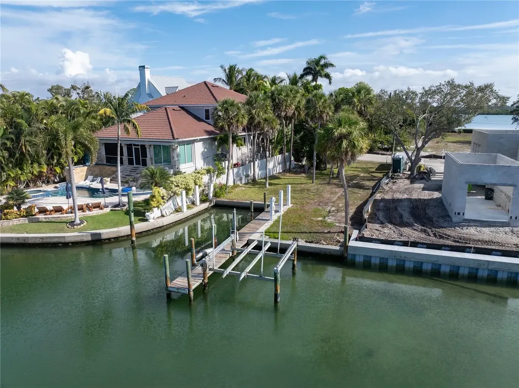 3821 Flamingo Avenue Sarasota FL 34242