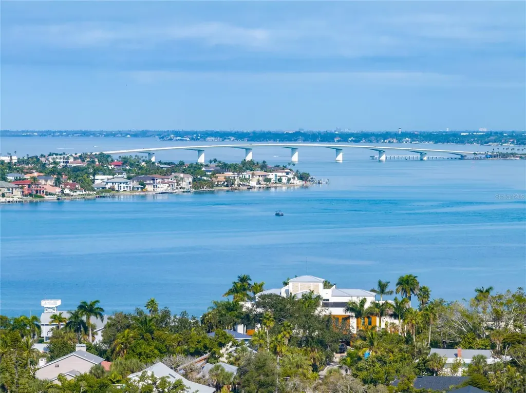 3821 Flamingo Avenue Sarasota FL 34242