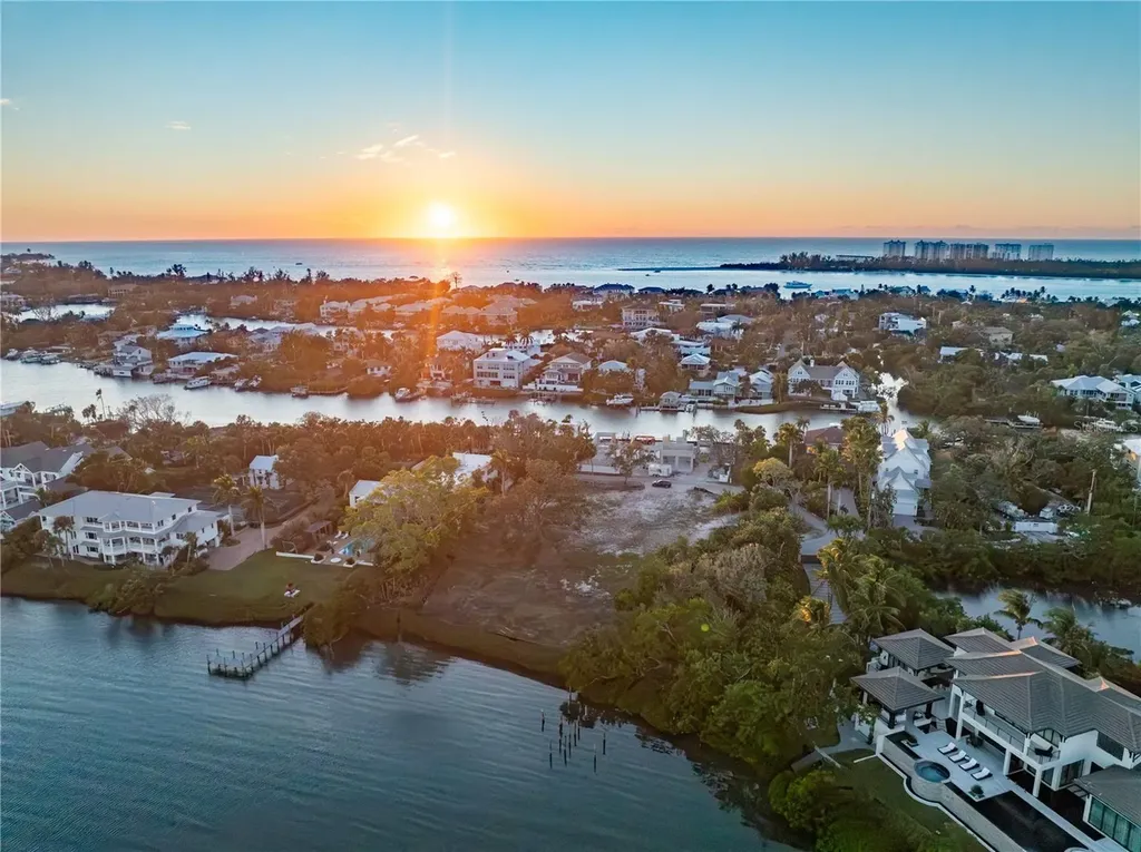 3821 Flamingo Avenue Sarasota FL 34242