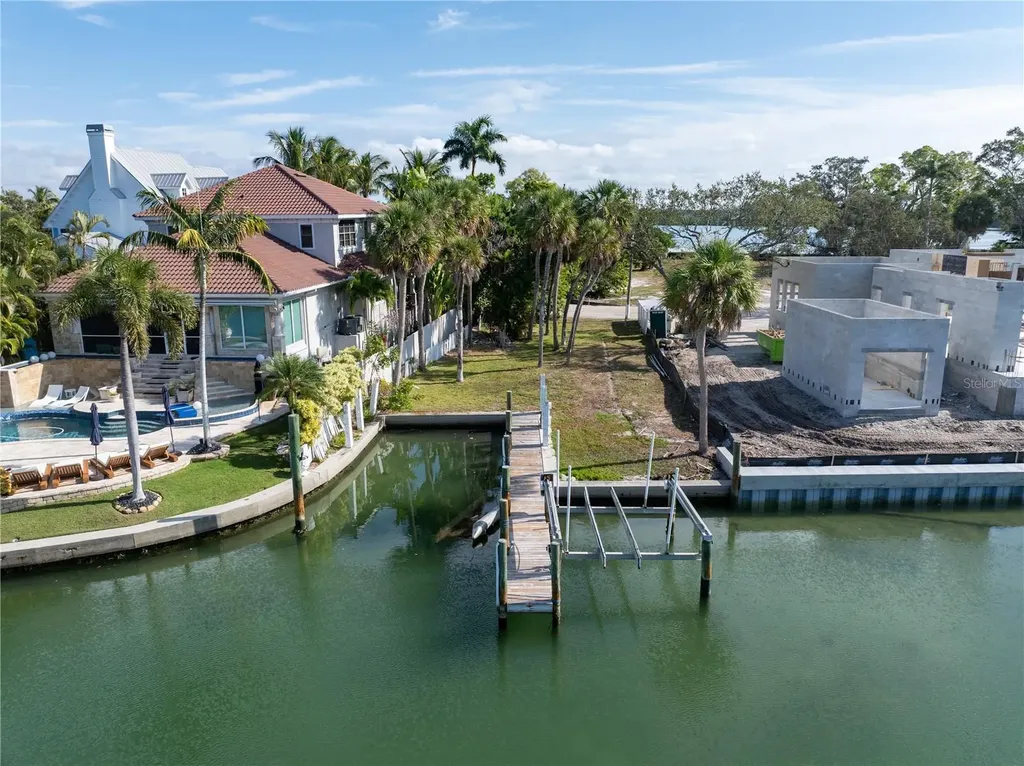 3821 Flamingo Avenue Sarasota FL 34242