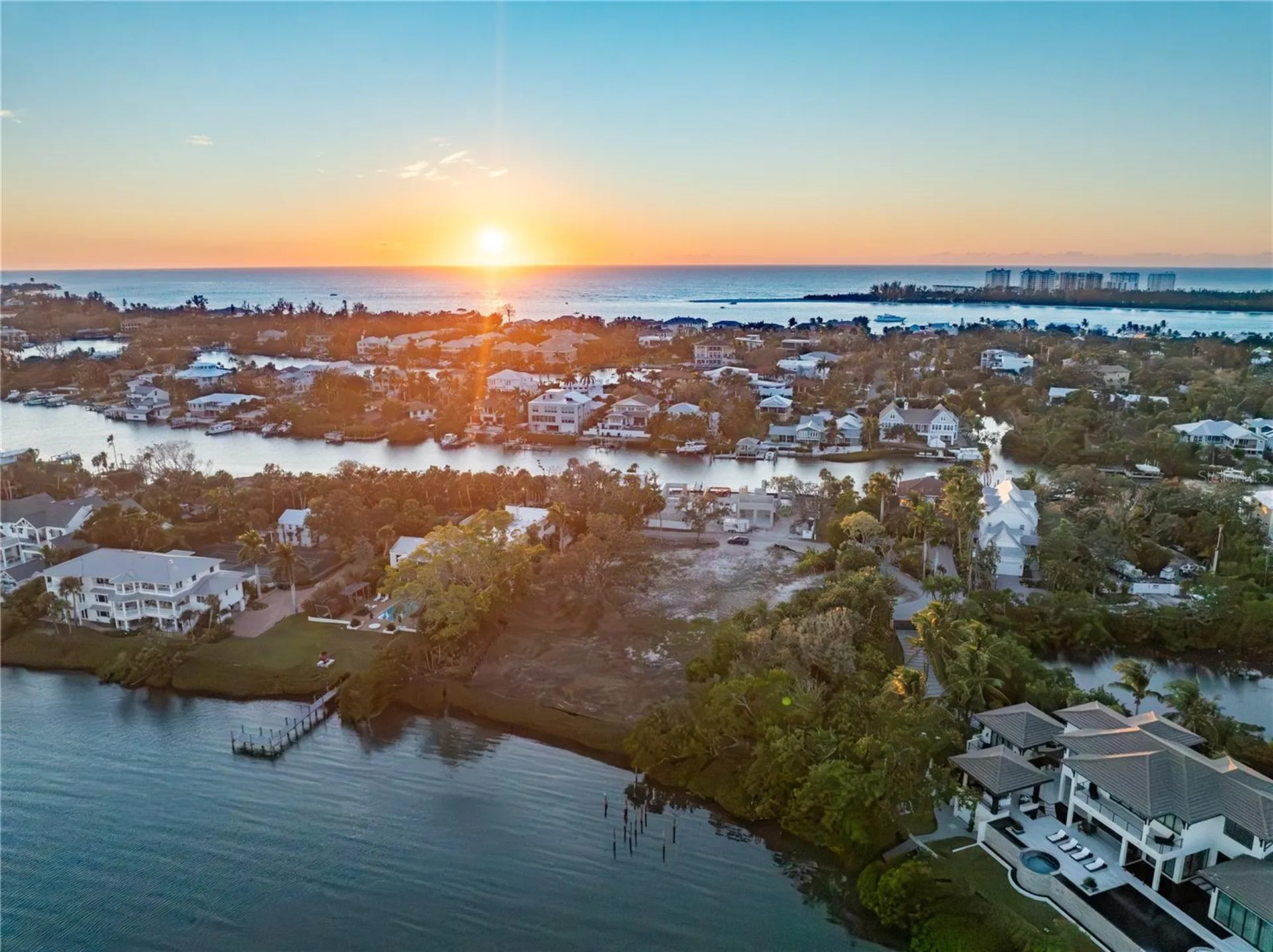 3821 Flamingo Avenue Sarasota FL 34242