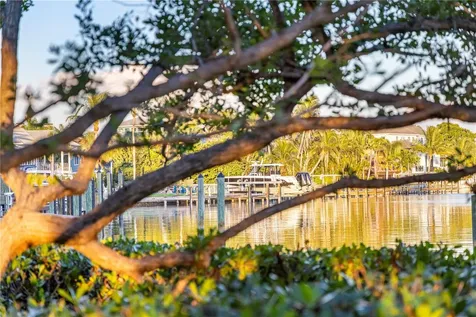 3821 Flamingo Avenue Sarasota FL 34242