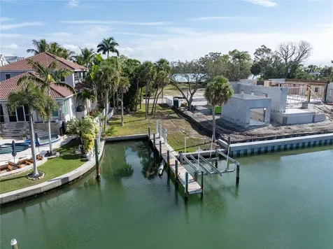 3821 Flamingo Avenue Sarasota FL 34242