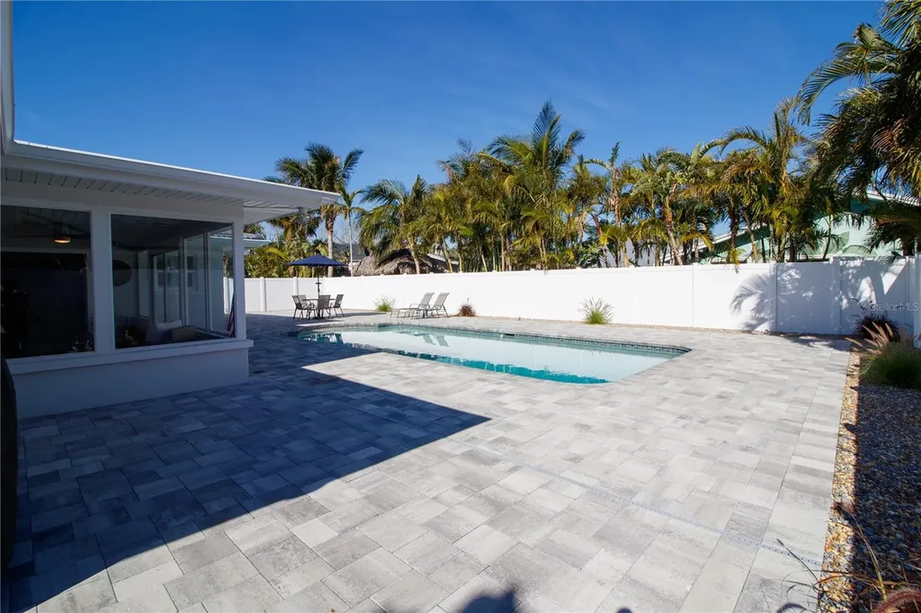 4523 Clearwater Harbor Drive S Largo FL 33770