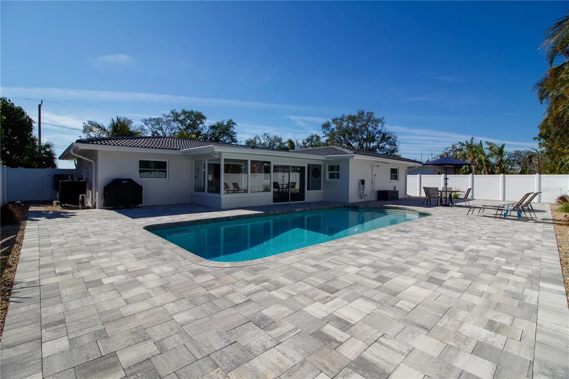 4523 Clearwater Harbor Drive S Largo FL 33770