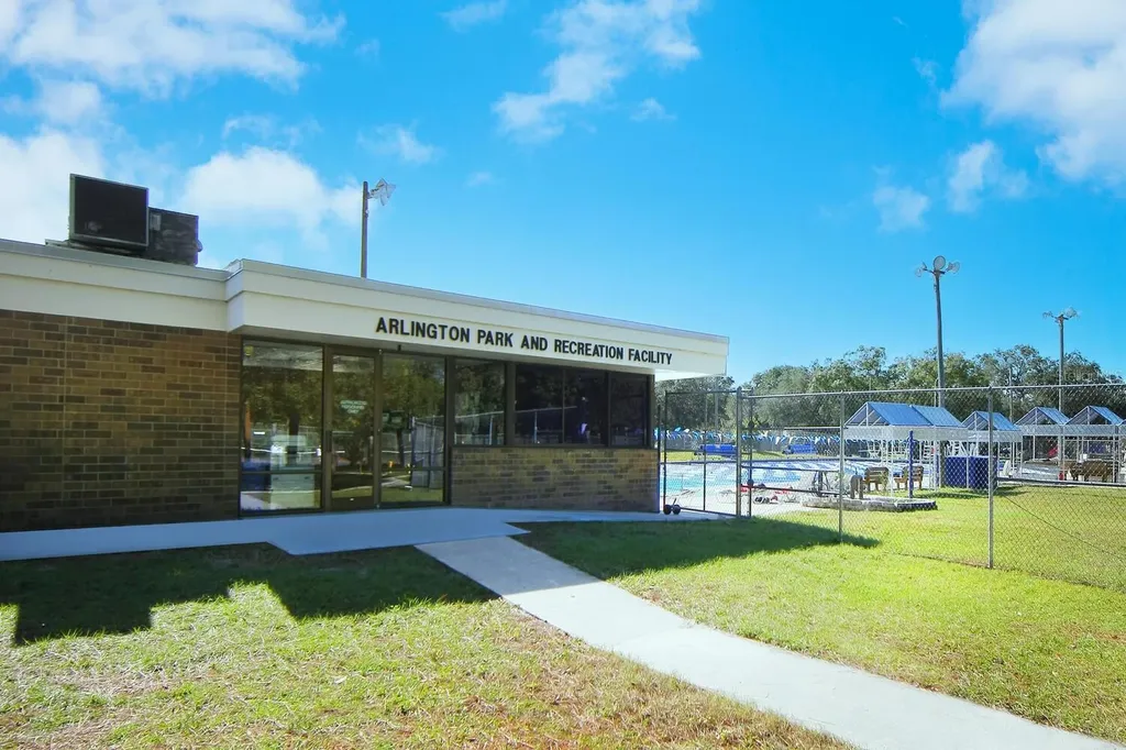 2254 Hawthorne Street Sarasota FL 34239