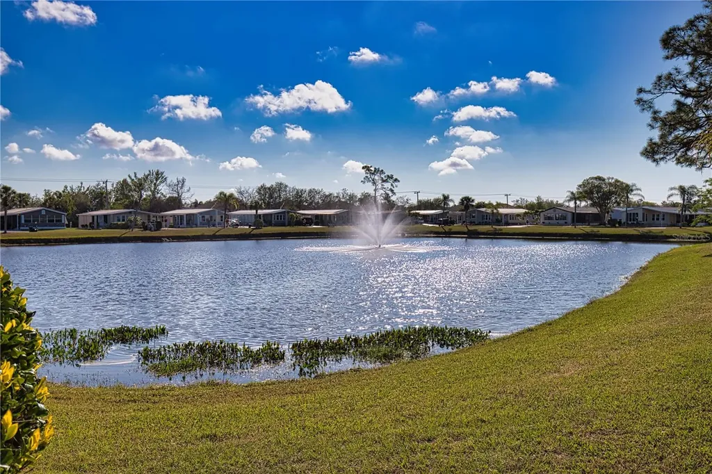 204 La Costa North Port FL 34287