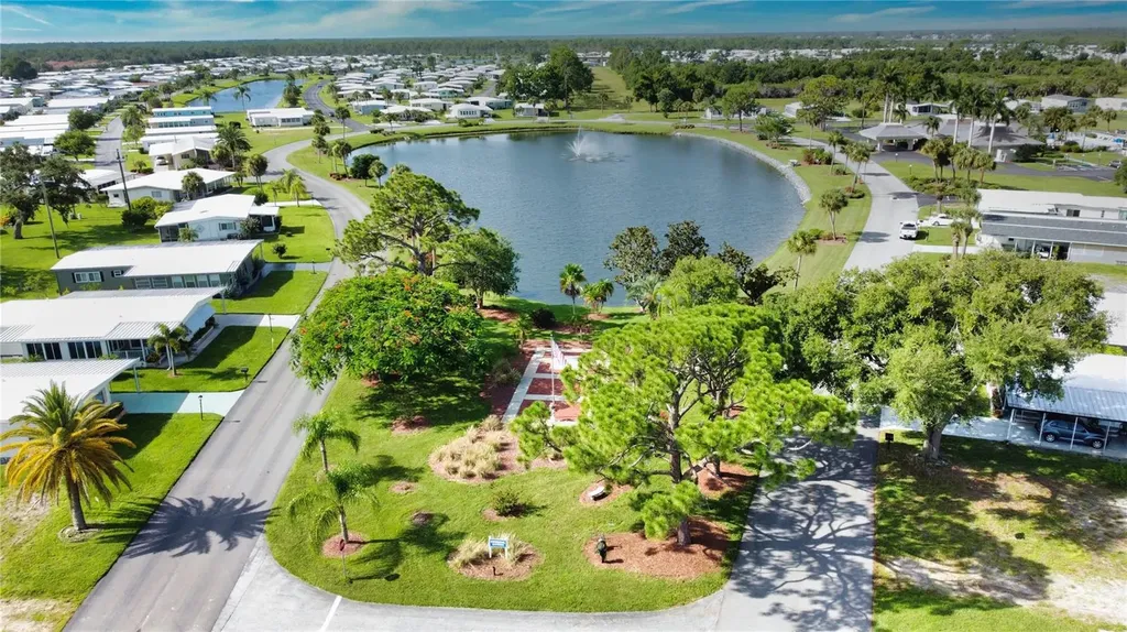 204 La Costa North Port FL 34287