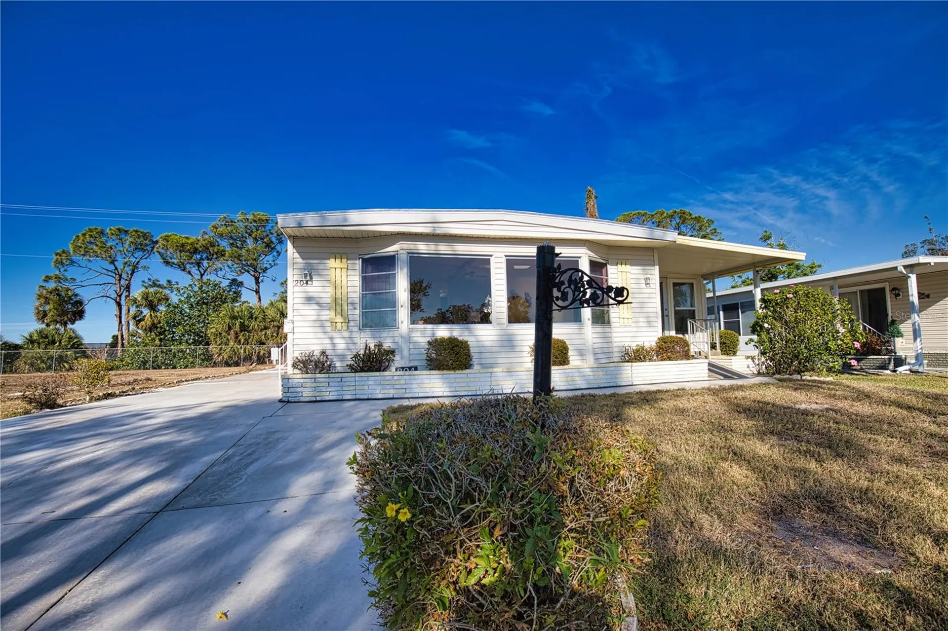 204 La Costa North Port FL 34287