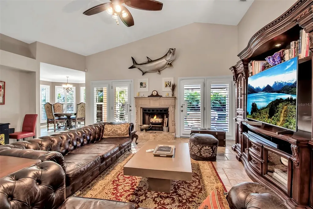 5232 White Sand Circle NE St Petersburg FL 33703
