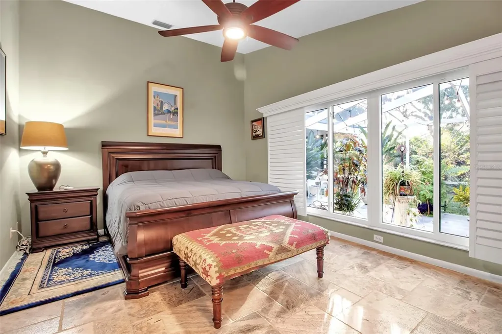 5232 White Sand Circle NE St Petersburg FL 33703