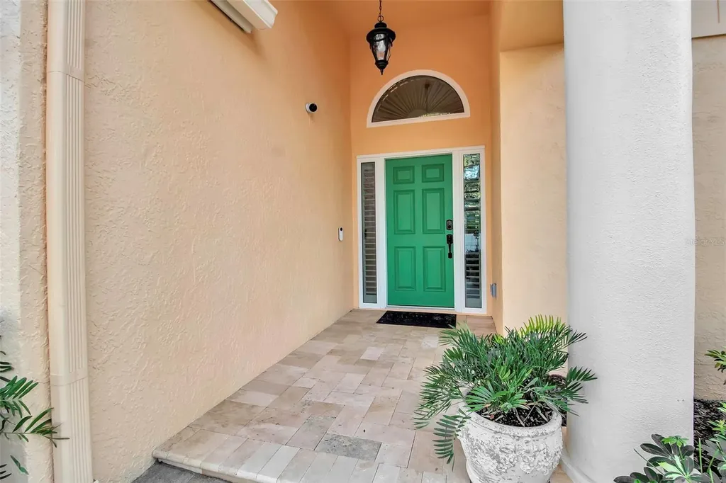 5232 White Sand Circle NE St Petersburg FL 33703