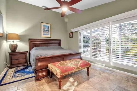 5232 White Sand Circle NE St Petersburg FL 33703