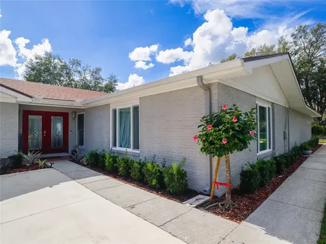 123 Lakeview Drive Auburndale FL 33823