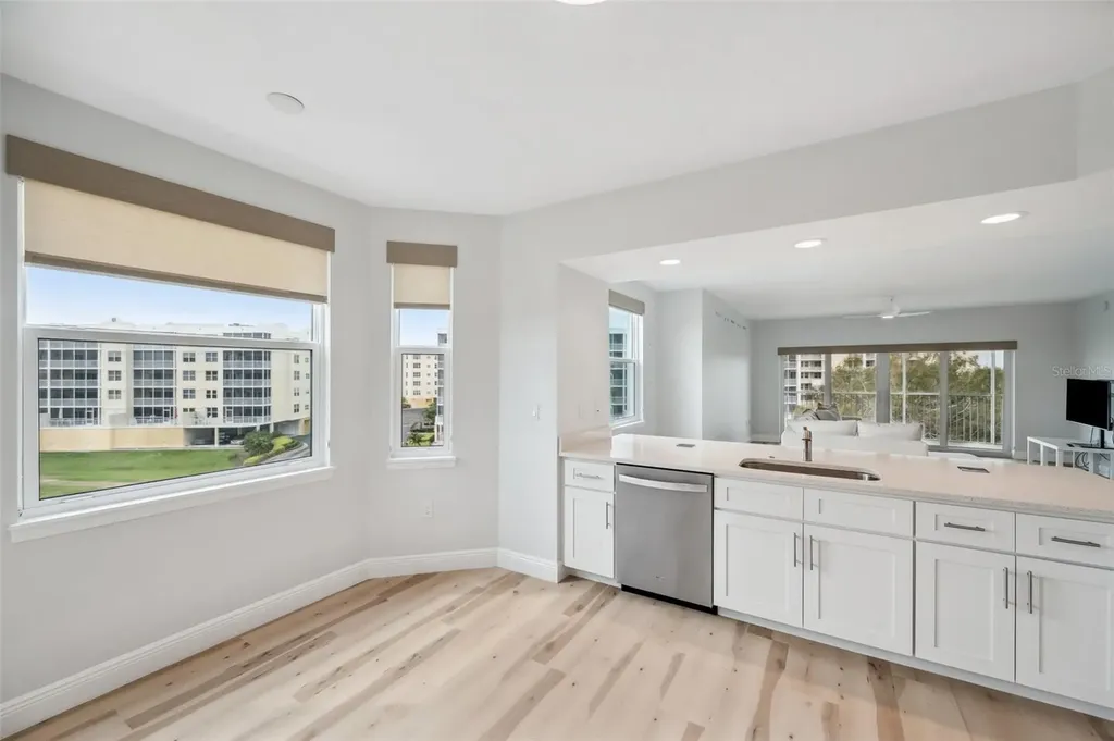 960 Starkey Road Largo FL 33771