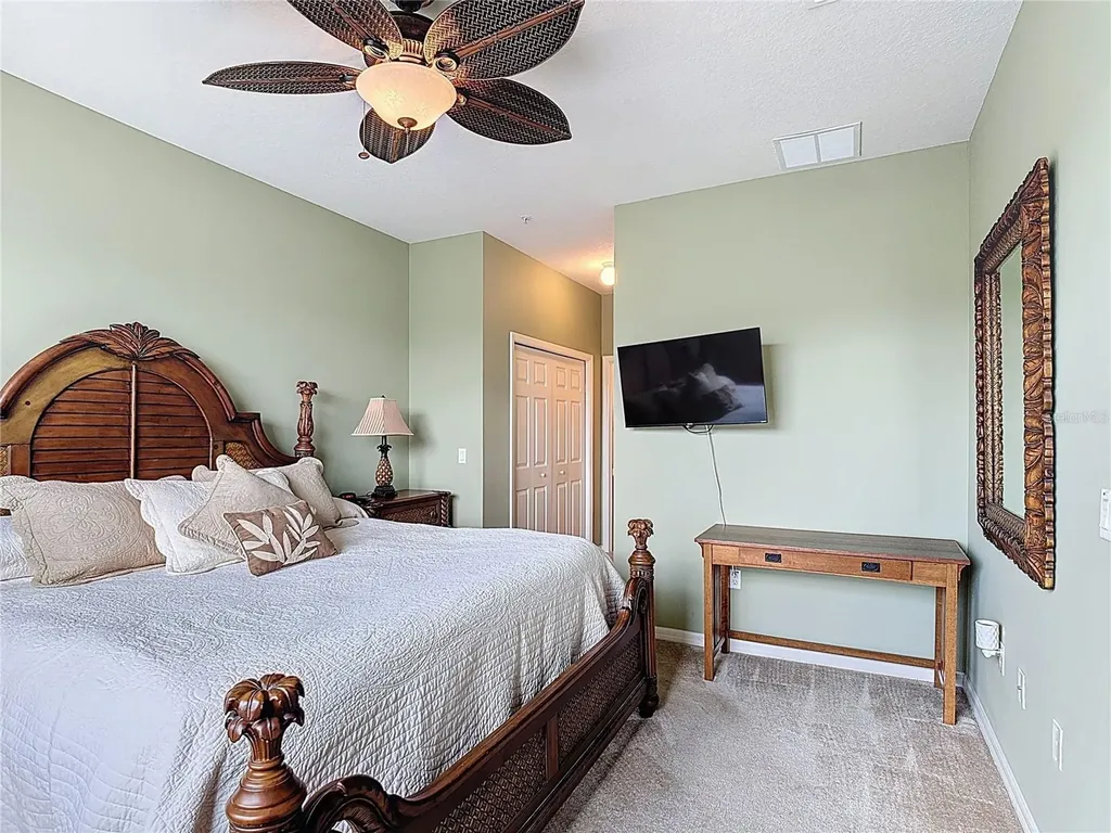 2833 Oakwater Drive Kissimmee FL 34747
