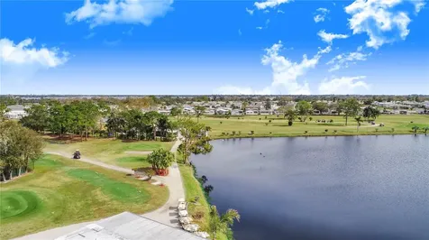 332 Fairway Boulevard Frostproof FL 33843