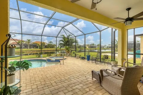 5703 52nd Avenue W Bradenton FL 34210