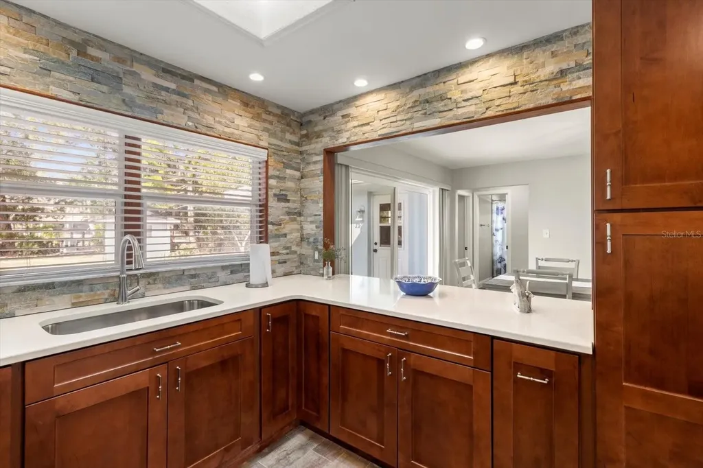 4980 Deep Water Point S Homosassa FL 34448