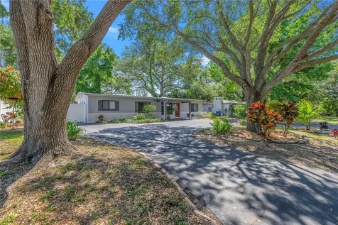 1201 77th Street N St Petersburg FL 33710