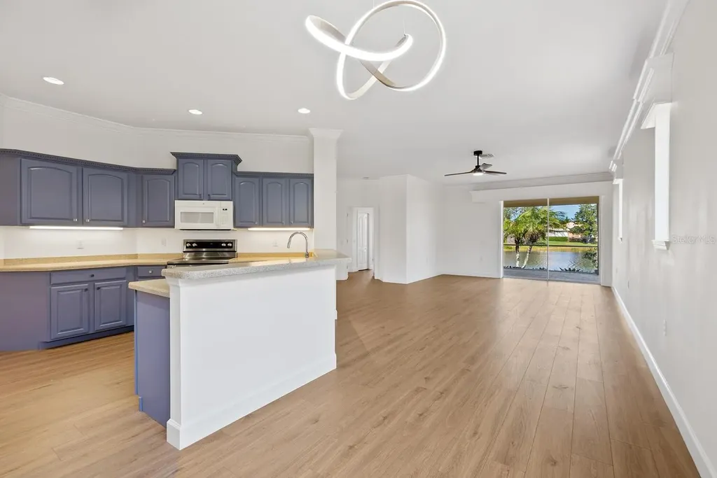 4244 Reflections Parkway Sarasota FL 34233