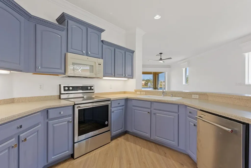 4244 Reflections Parkway Sarasota FL 34233