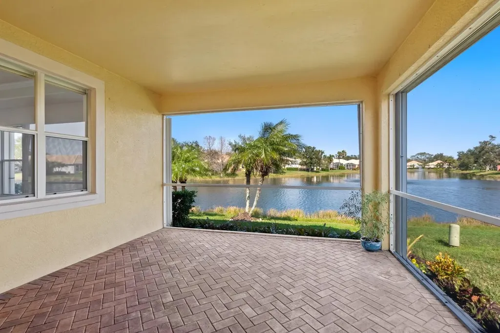 4244 Reflections Parkway Sarasota FL 34233