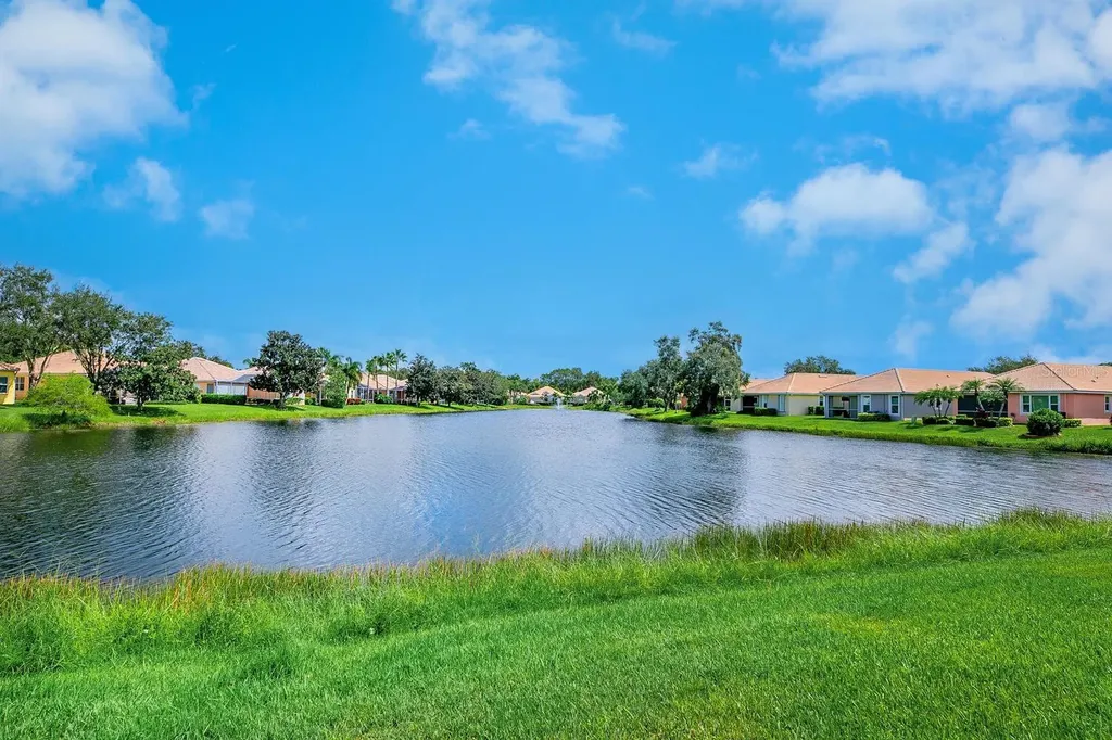 4244 Reflections Parkway Sarasota FL 34233