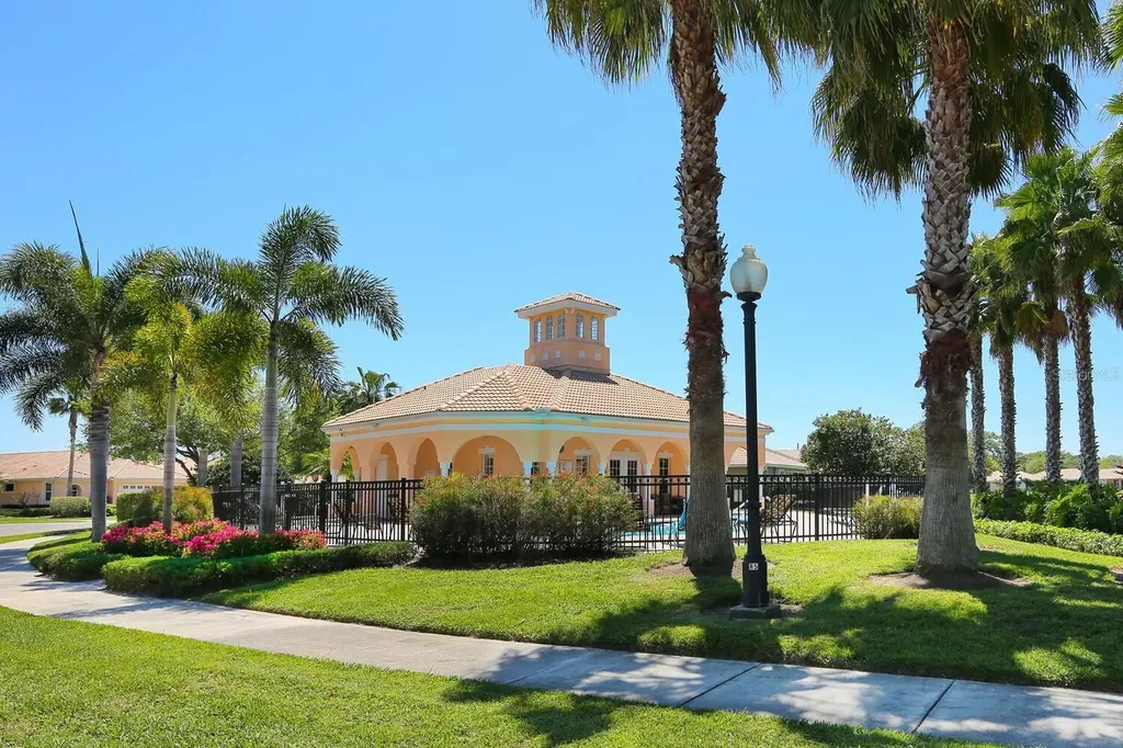 4244 Reflections Parkway Sarasota FL 34233