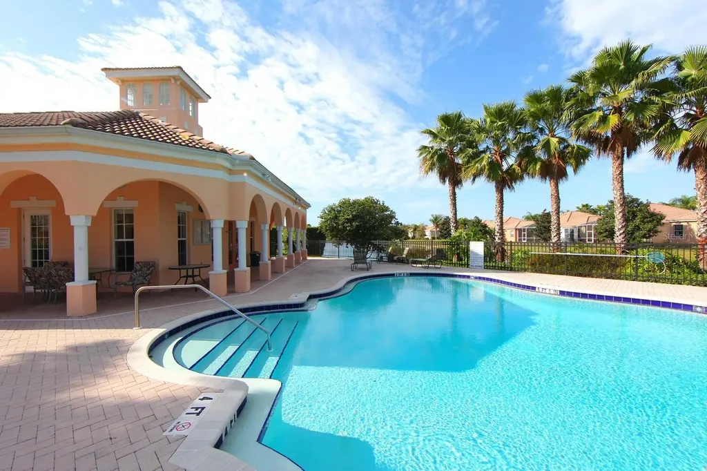 4244 Reflections Parkway Sarasota FL 34233