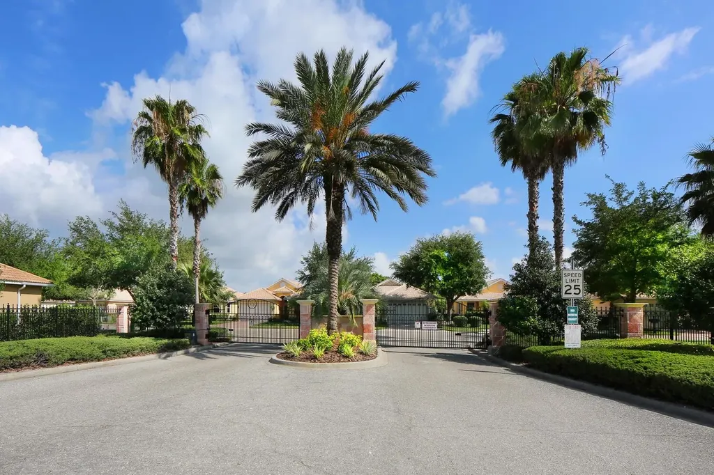 4244 Reflections Parkway Sarasota FL 34233