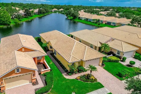 4244 Reflections Parkway Sarasota FL 34233