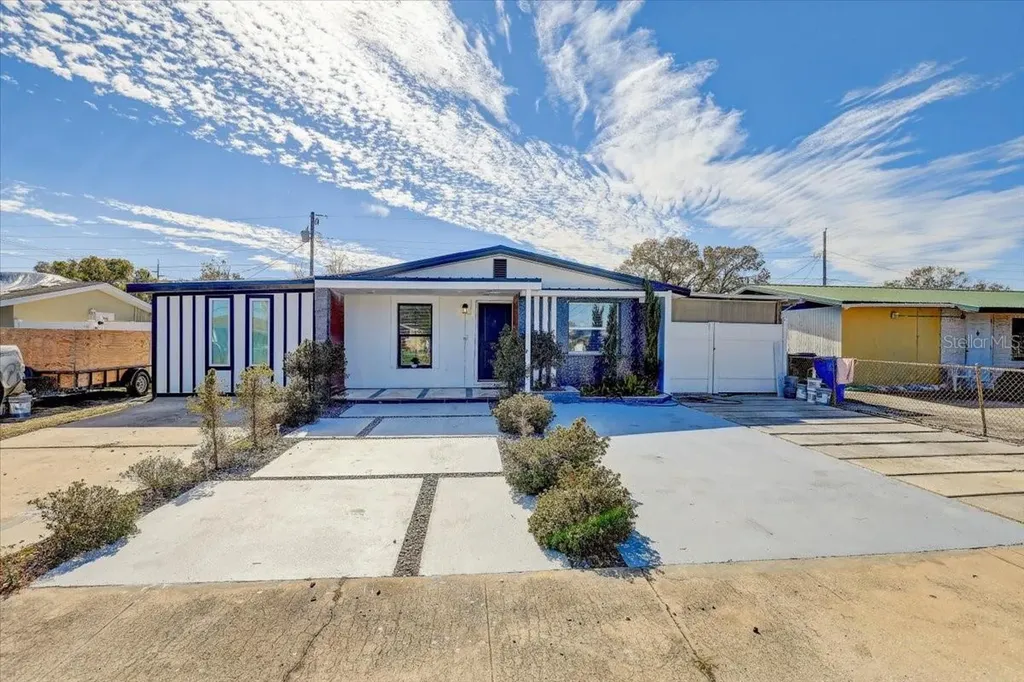 4408 W Minnehaha Street Tampa FL 33614
