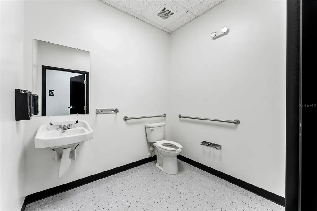 10012 State Road 52 Hudson FL 34669