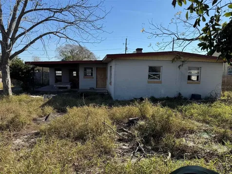 2597 Palm Drive NE Winter Haven FL 33881